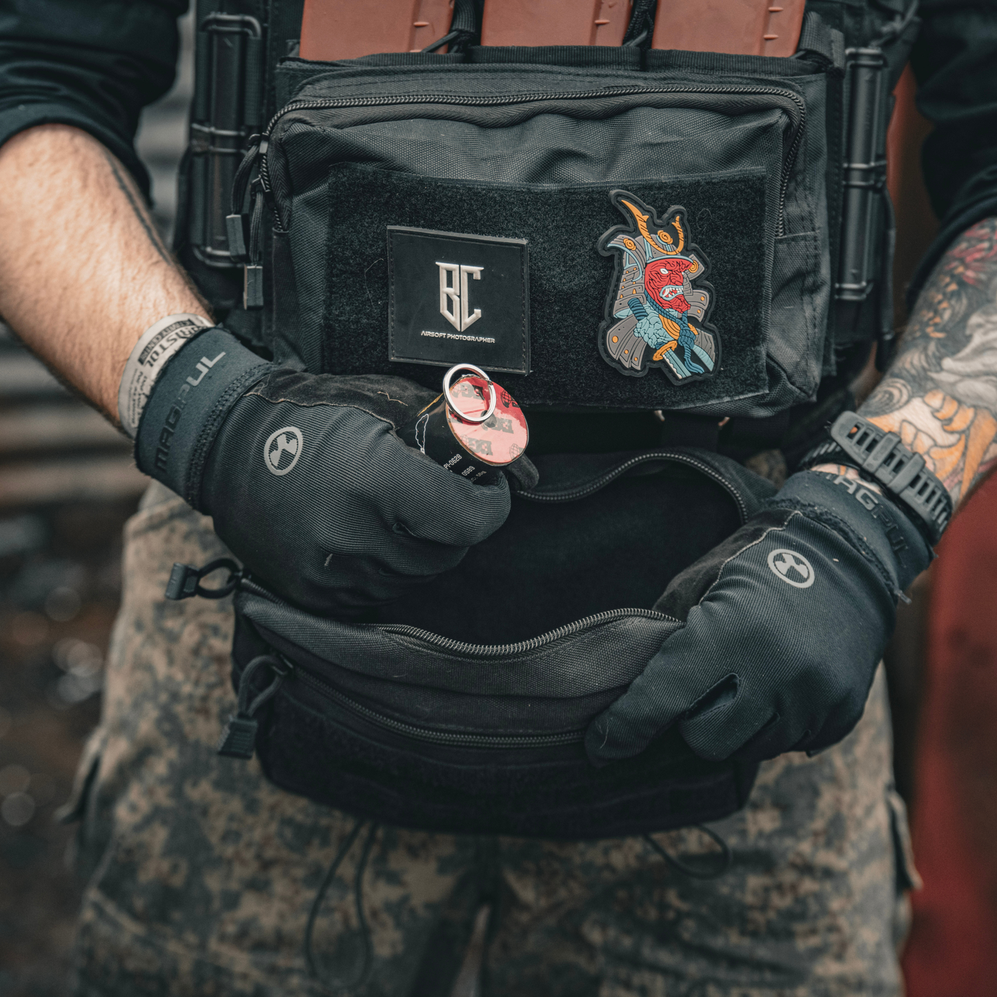 Futai Dangler Pouch (Layer 5)