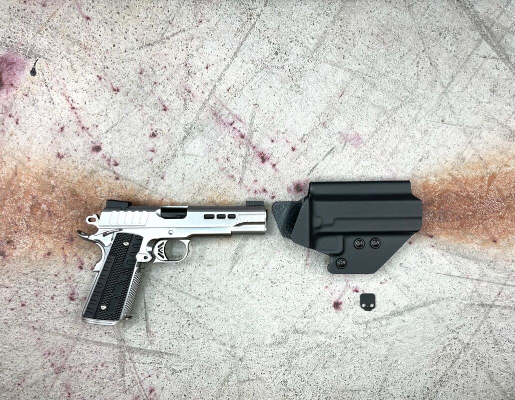 Deadly Customs Pistol  Holsters